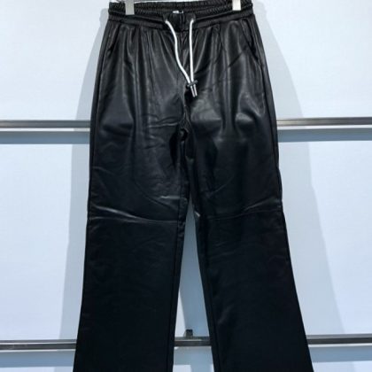 monari - Schwarze Straight-Leg Lederhose