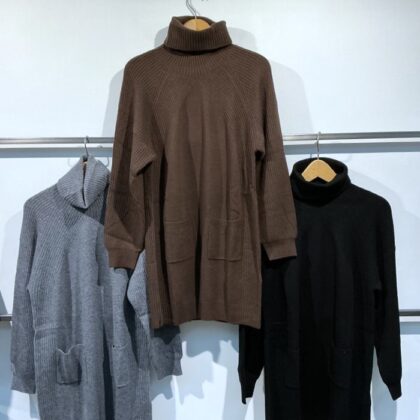 Liu Jo Better - Strickkleid in drei Farben mit Rollkragen