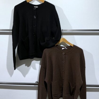 Liu Jo Better - Glattstrick-Cardigan mit Rippenstrickdetails an Schulter und Seite