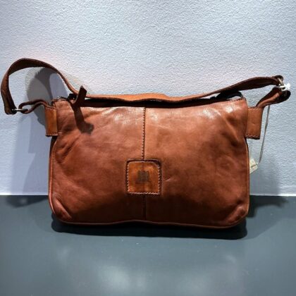 Biba - Leder-Umhängetasche mit kurzem Tragegurt sowie langem Schultergurt in Mittelbraun